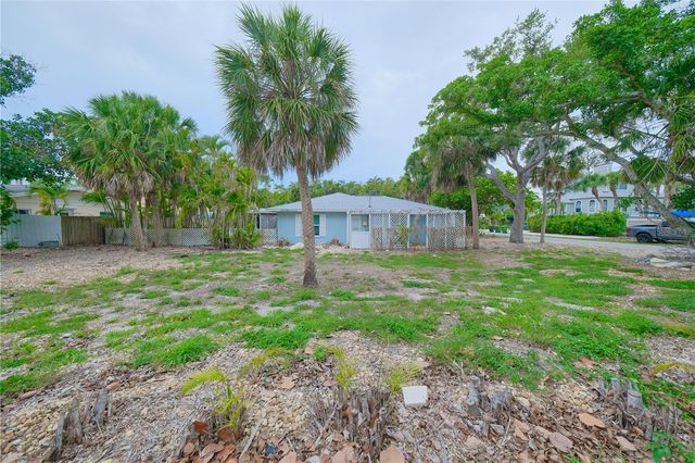 266 OGDEN STREET, Sarasota, FL 34242