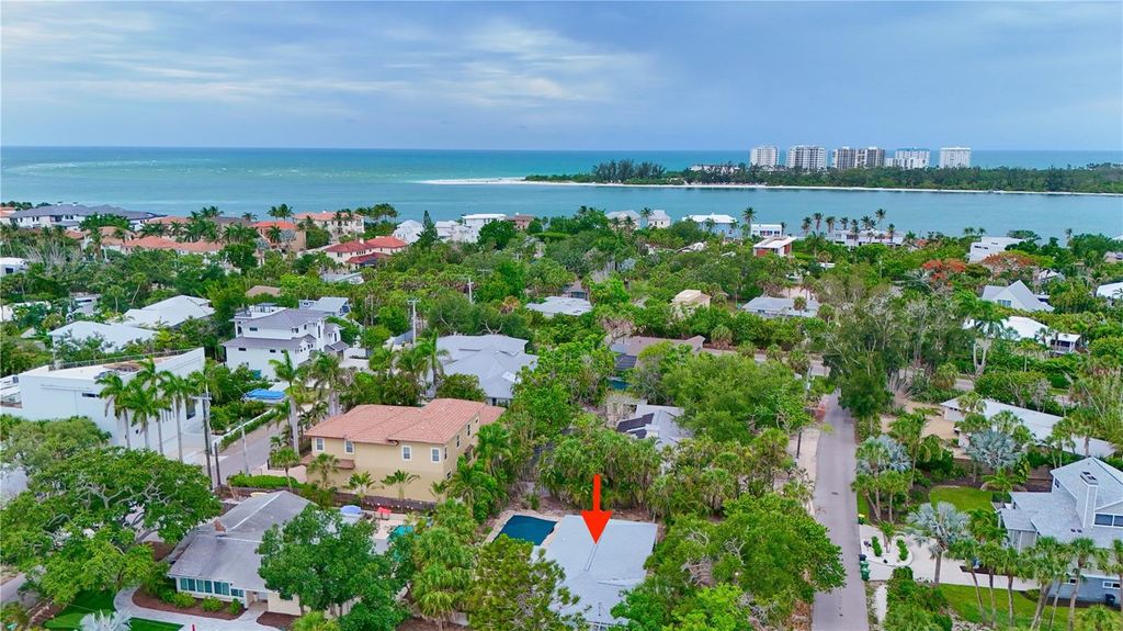 266 OGDEN STREET, Sarasota, FL 34242