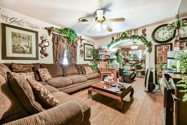 5220 Avenue K, Galveston, TX 77551