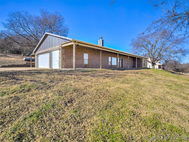 10854 S 305th East Avenue, Coweta, OK 74429