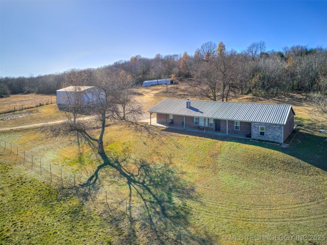 10854 S 305th East Avenue, Coweta, OK 74429