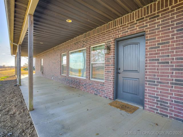10854 S 305th East Avenue, Coweta, OK 74429