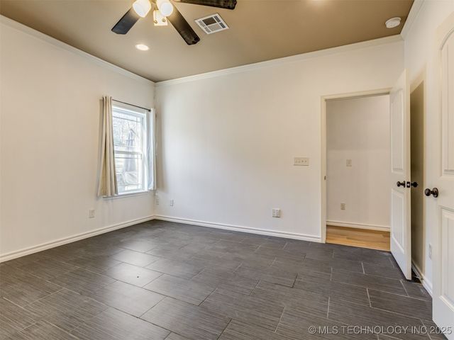 10854 S 305th East Avenue, Coweta, OK 74429