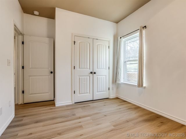 10854 S 305th East Avenue, Coweta, OK 74429