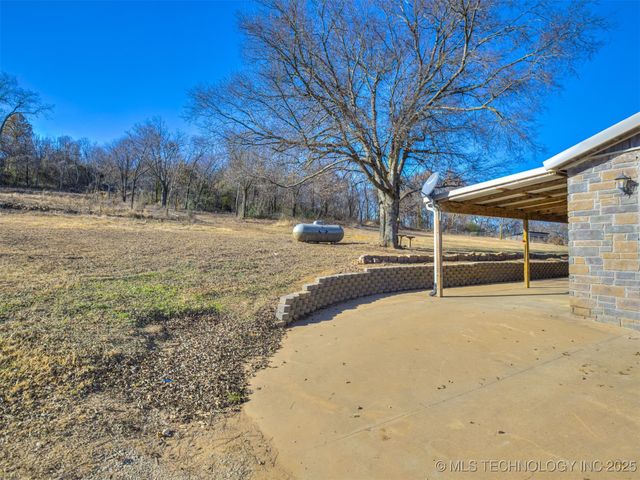 10854 S 305th East Avenue, Coweta, OK 74429