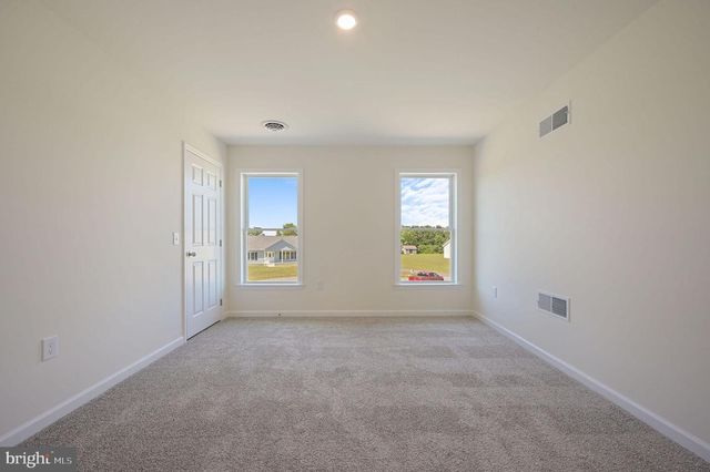 26353 MEADOW LN, Ellendale, DE 19941