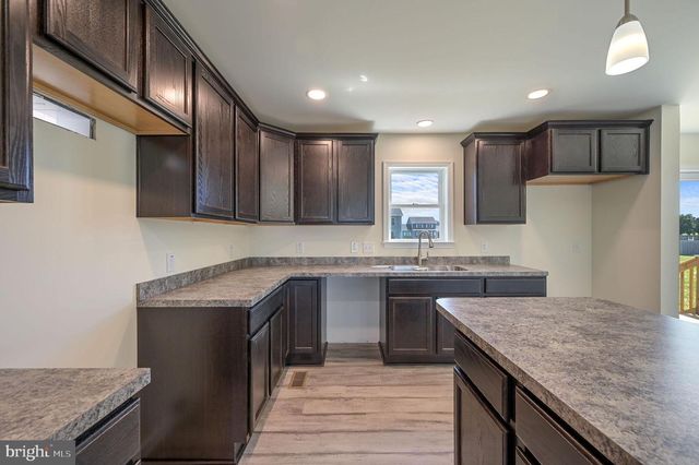 26353 MEADOW LN, Ellendale, DE 19941