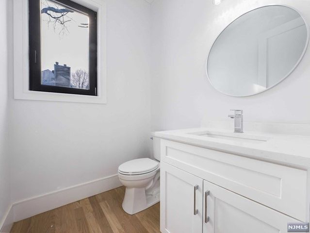 130 Mallinson Street, Allendale, NJ 07401