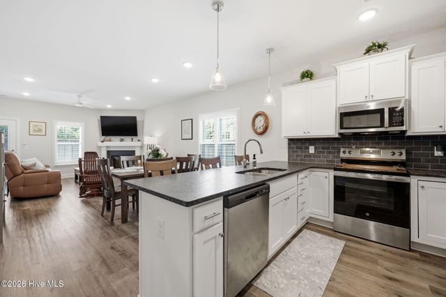 1417 Dorset Drive B, Greenville, NC 27834