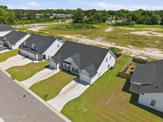 1417 Dorset Drive B, Greenville, NC 27834