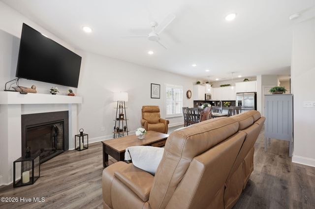 1417 Dorset Drive B, Greenville, NC 27834