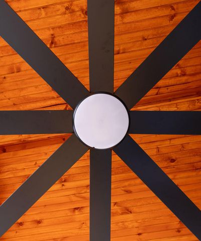 2405 Eagle Drive, North Charleston, SC 29406