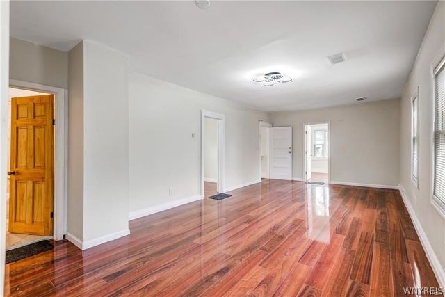 1217 Walden Avenue, Cheektowaga, NY 14211