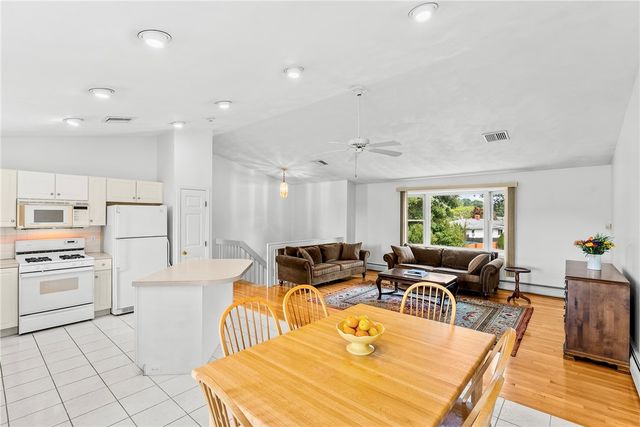 2 Ryan Lane, North Providence, RI 02911