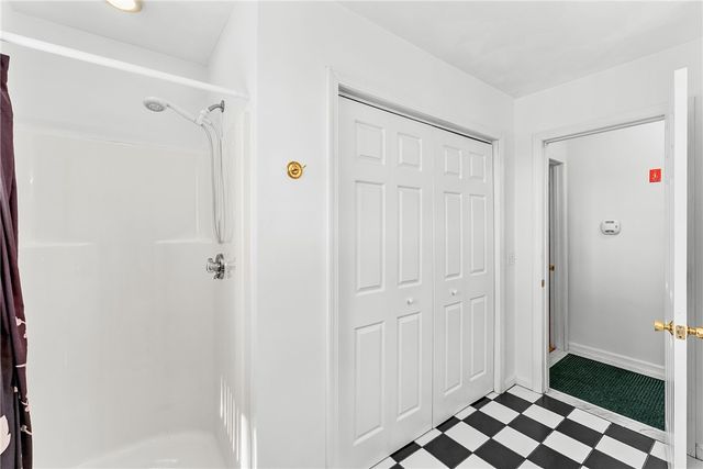 2 Ryan Lane, North Providence, RI 02911