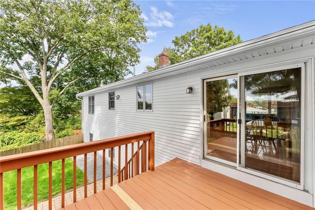 2 Ryan Lane, North Providence, RI 02911