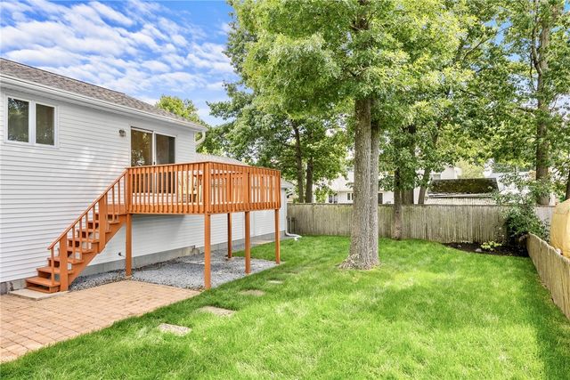 2 Ryan Lane, North Providence, RI 02911