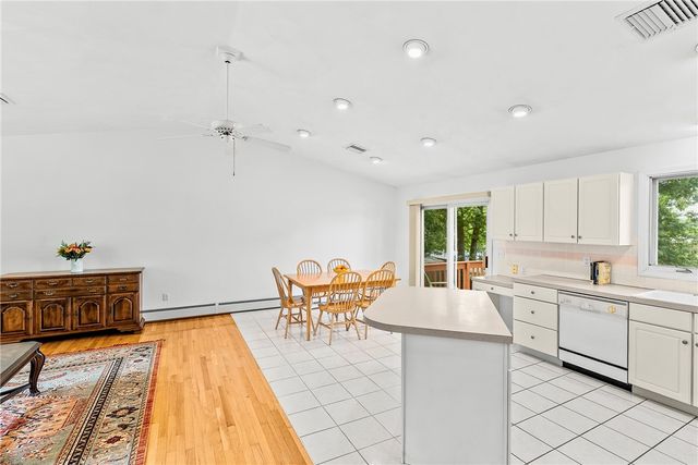 2 Ryan Lane, North Providence, RI 02911