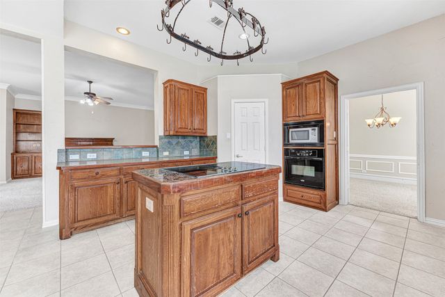 3500 NEIMAN Road, Plano, TX 75025