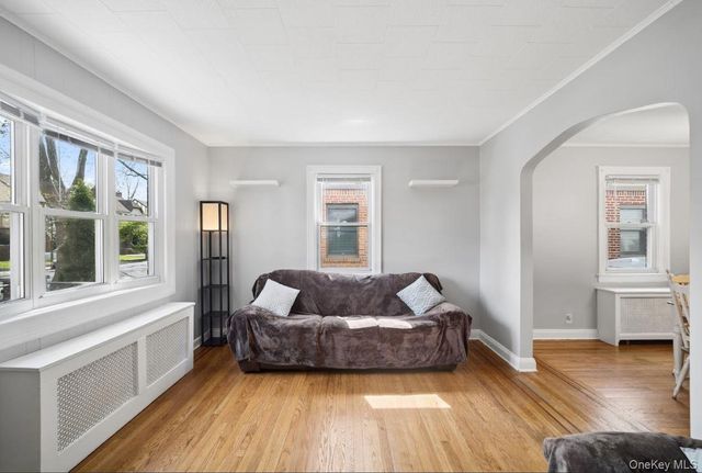 60-56 69th Lane, Maspeth, NY 11378