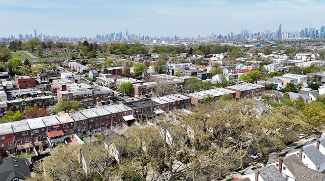 60-56 69th Lane, Maspeth, NY 11378