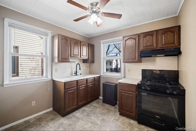 60-56 69th Lane, Maspeth, NY 11378