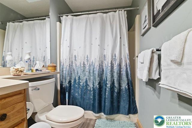 111 High Mountain Lane, Coolbaugh Twp, PA 18347