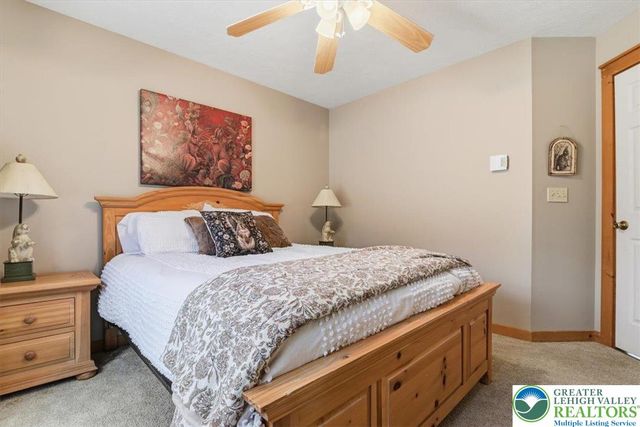 111 High Mountain Lane, Coolbaugh Twp, PA 18347