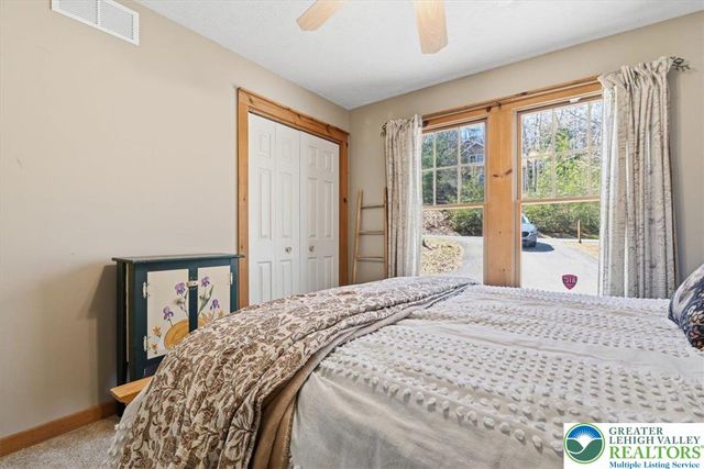 111 High Mountain Lane, Coolbaugh Twp, PA 18347