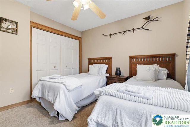 111 High Mountain Lane, Coolbaugh Twp, PA 18347