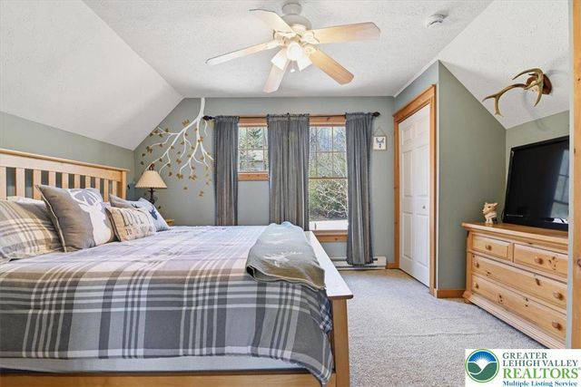 111 High Mountain Lane, Coolbaugh Twp, PA 18347