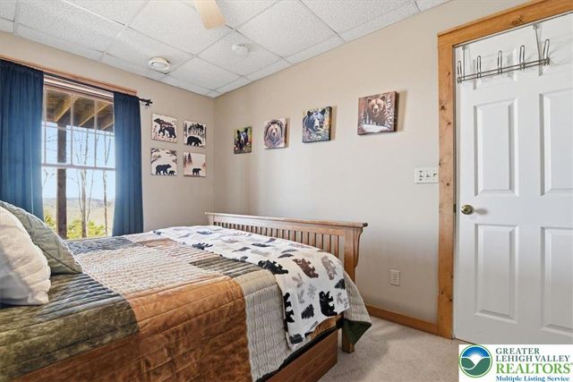 111 High Mountain Lane, Coolbaugh Twp, PA 18347