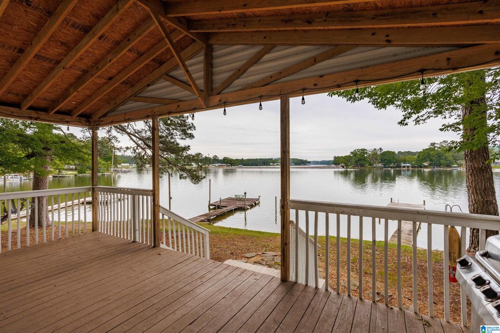63 BROWN DRIVE, Vincent, AL 35178