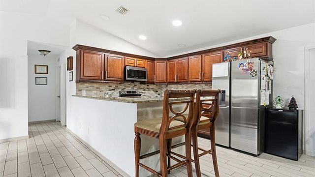 2301 SW Barber Lane, Port St. Lucie, FL 34984