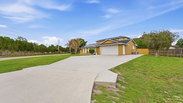 2301 SW Barber Lane, Port St. Lucie, FL 34984