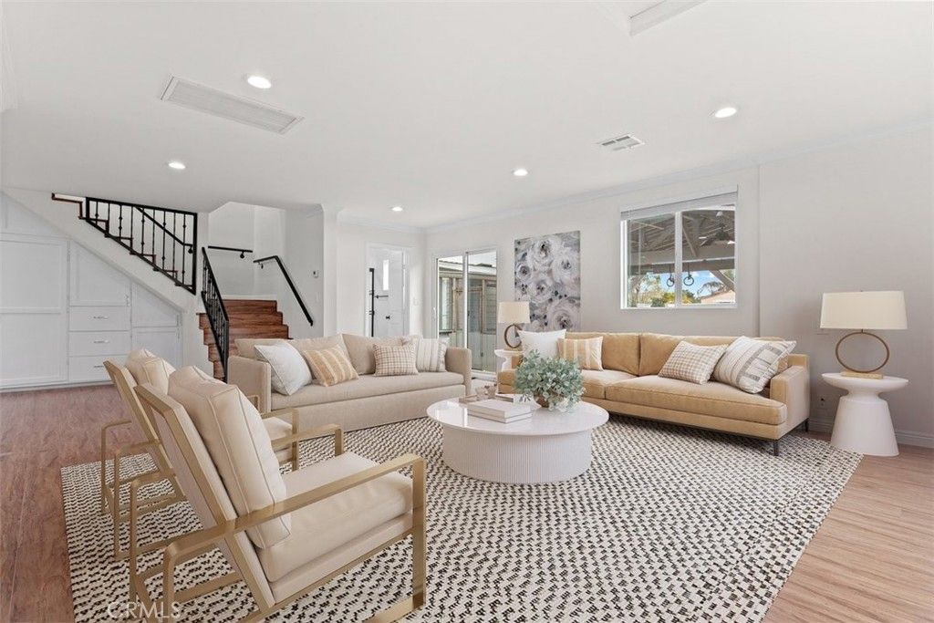 9617 Cedros, Panorama City, CA 91402