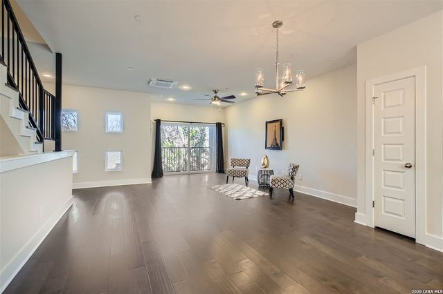 310 Tendick Unit 1102, San Antonio, TX 78209