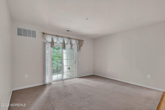 425 Sophee Lane, Lakewood, NJ 08701