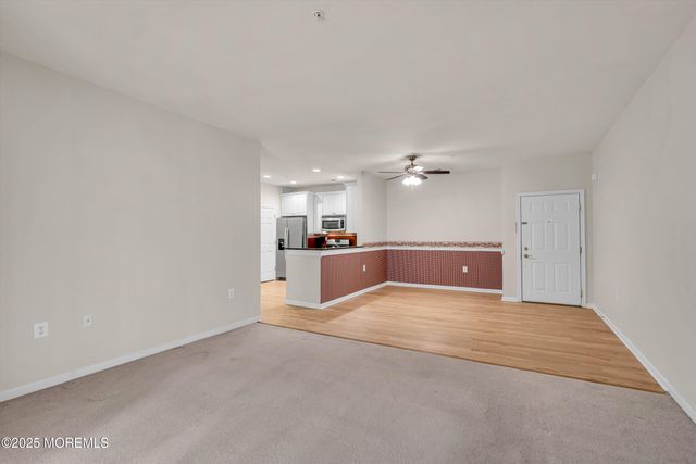 425 Sophee Lane, Lakewood, NJ 08701