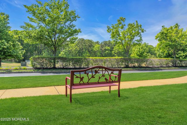 425 Sophee Lane, Lakewood, NJ 08701