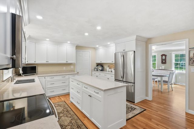9 Fazio Farm Rd, Georgetown, MA 01833