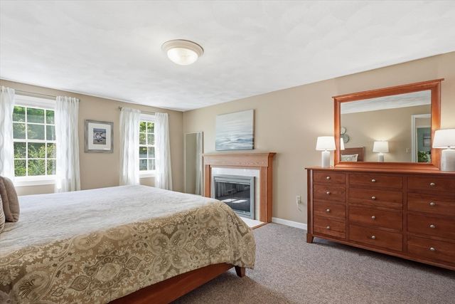 9 Fazio Farm Rd, Georgetown, MA 01833