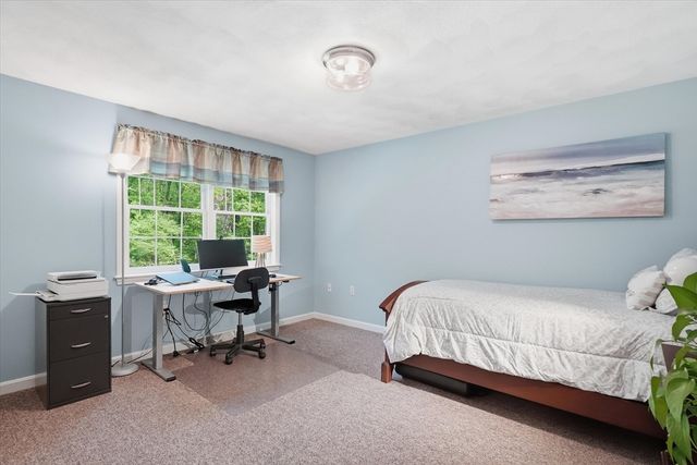 9 Fazio Farm Rd, Georgetown, MA 01833