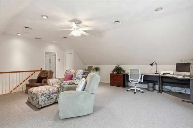 9 Fazio Farm Rd, Georgetown, MA 01833