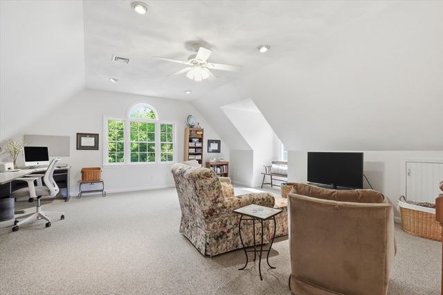 9 Fazio Farm Rd, Georgetown, MA 01833