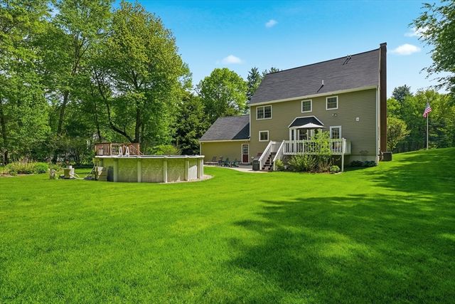 9 Fazio Farm Rd, Georgetown, MA 01833