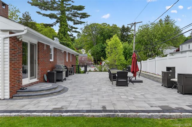15 Cambridge Avenue, Tuckahoe, NY 10707