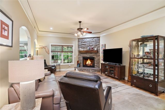 125 C And S Drive, Greer, SC 29651