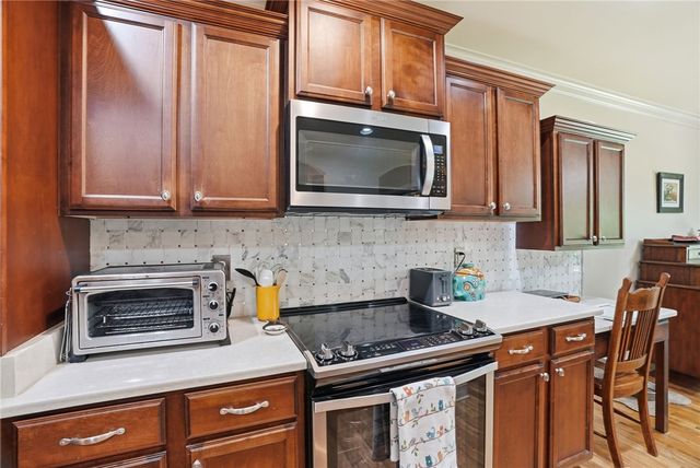 125 C And S Drive, Greer, SC 29651
