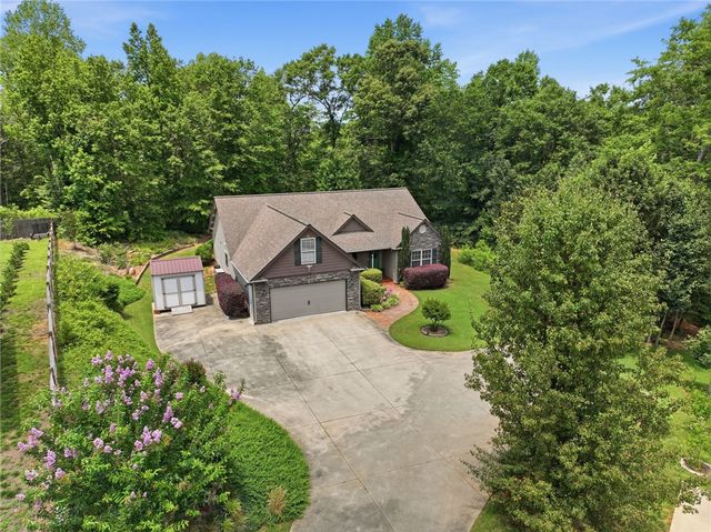 125 C And S Drive, Greer, SC 29651